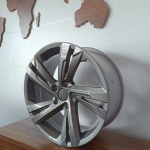 17 İnç 5x108 Ford Metalik Jant Modeli - Görsel 2