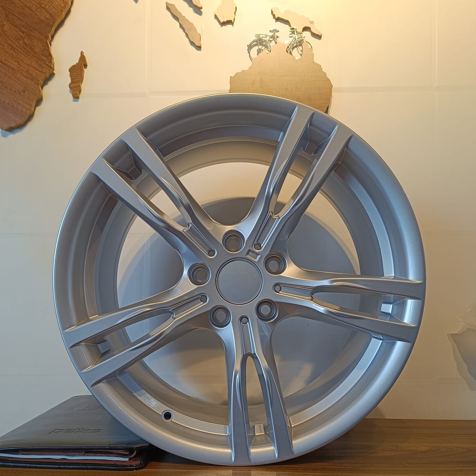 IMG-20251014-WA0207 19 İnç 5x120 BMW F30 Jant Modelİ - Görsel 1